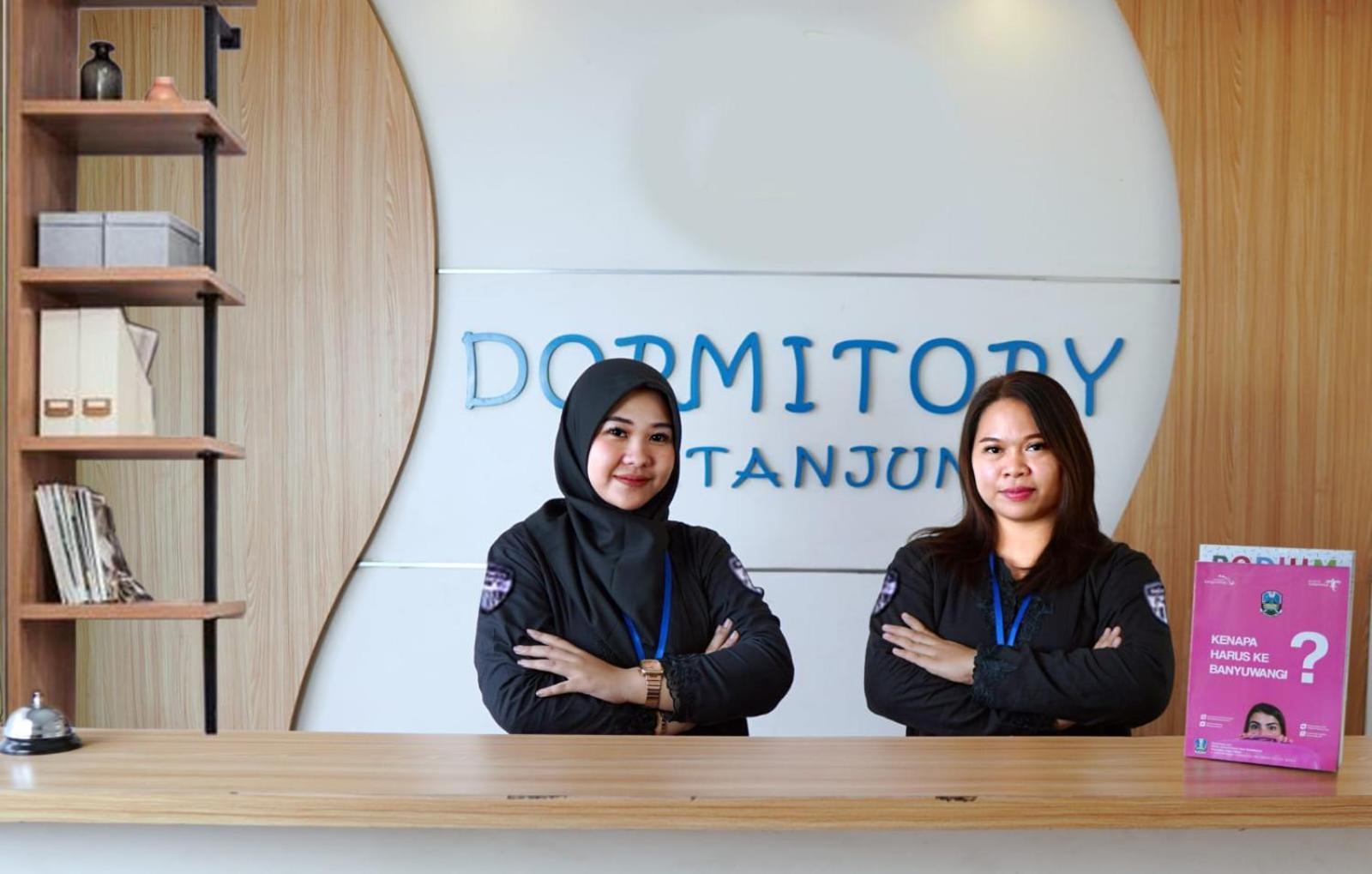 Dormitory Tourism Sritanjung Banyuwangi By Gajahsora Management Kültér fotó