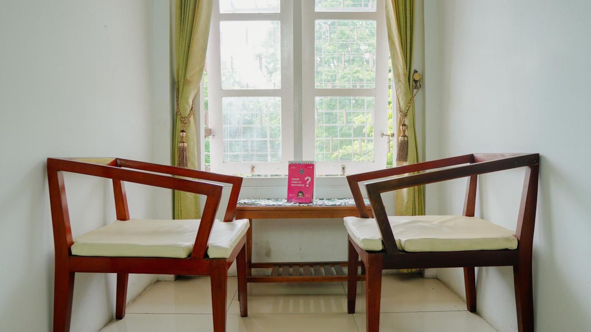 Dormitory Tourism Sritanjung Banyuwangi By Gajahsora Management Kültér fotó