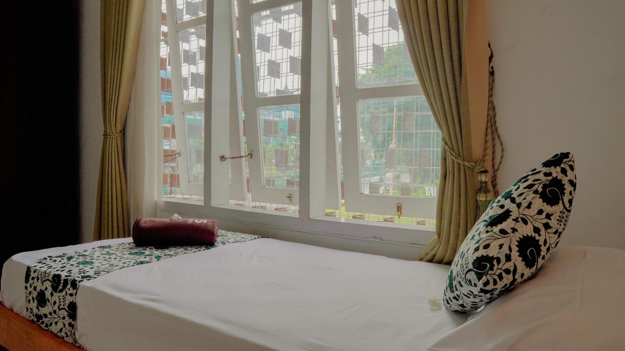 Dormitory Tourism Sritanjung Banyuwangi By Gajahsora Management Kültér fotó