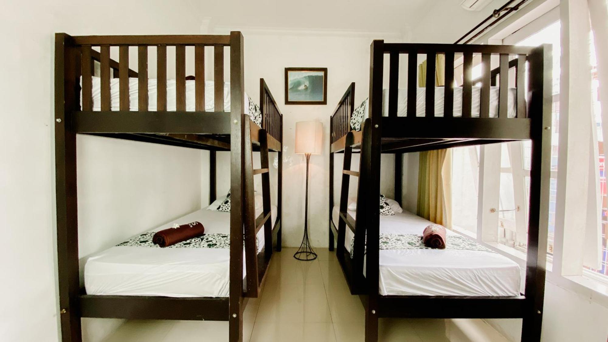 Dormitory Tourism Sritanjung Banyuwangi By Gajahsora Management Kültér fotó